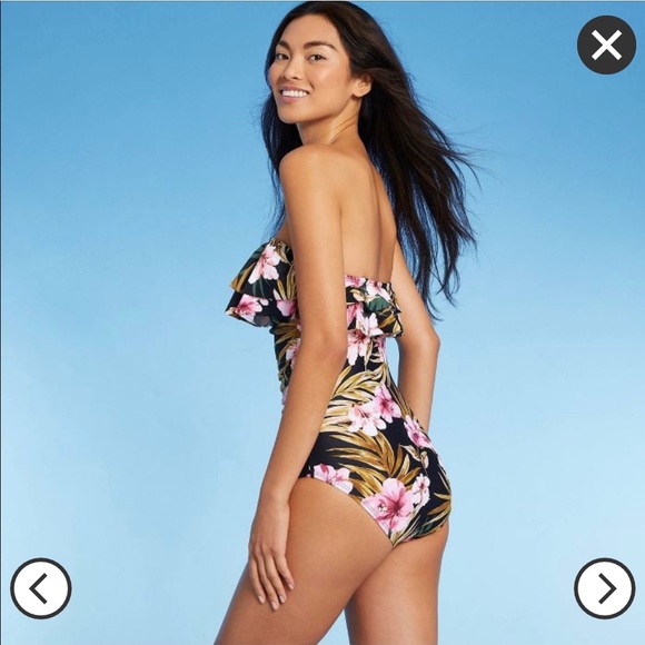 **NWOT* Shade and Shore 1 piece floral bathing suit with ruffle top. - Picture 2 of 8